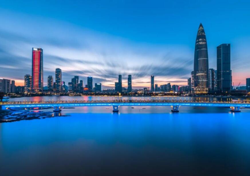 粵港澳大(da)灣區 喜迎“26條”金融(róng)政策支持禮包